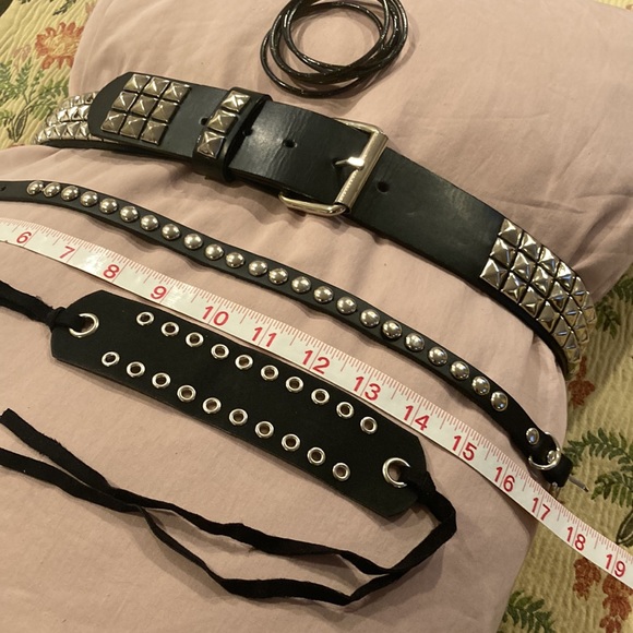 Accessory bundle! - Picture 4 of 7